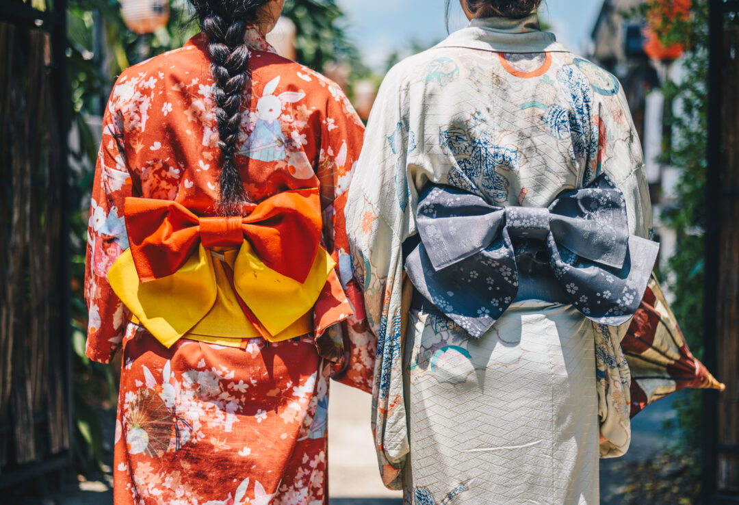夏祭りや花火大会にオススメのパワーストーン 天然石をご紹介します